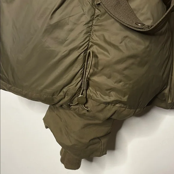 Banana Republic  Puffer Jacket - Picture 9 of 13